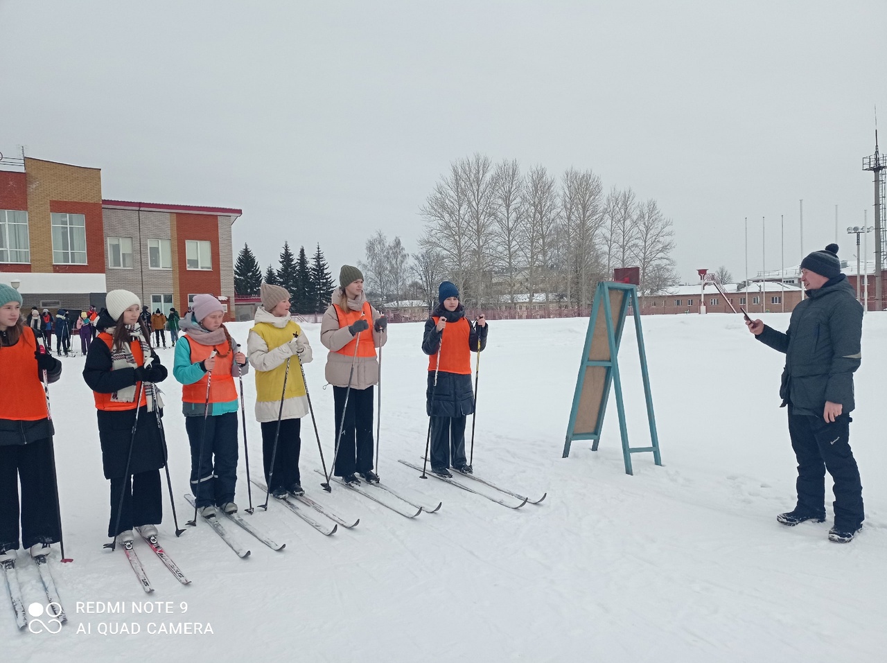Лыжные гонки среди учеников седьмых классов.